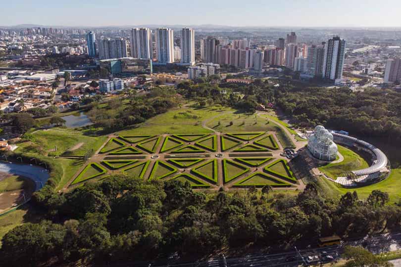 Transformando las ciudades a través del espacio público y los espacios verdes urbanos