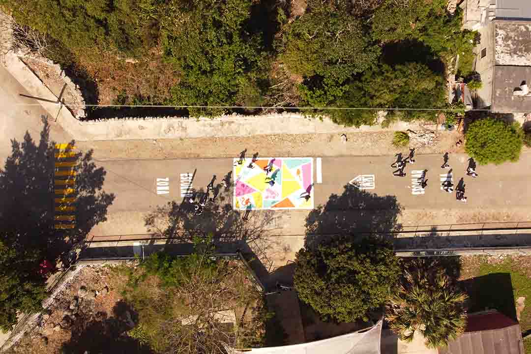 Camino a la escuela: La importancia de la infancia andante